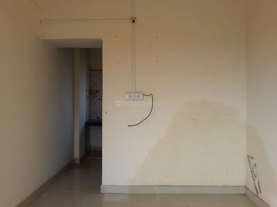 Gallery Cover Image of 350 Sq.ft 1 RK Apartment for buy in Vitthalwadi for 650000