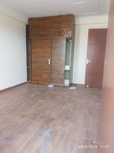 Gallery Cover Image of 2800 Sq.ft 3 BHK Independent Floor for buy in Sector 67 for 13500000