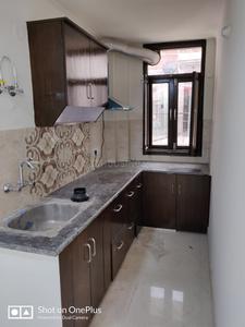 Gallery Cover Image of 720 Sq.ft 2 BHK Independent Floor for buy in Sultanpur for 3400033