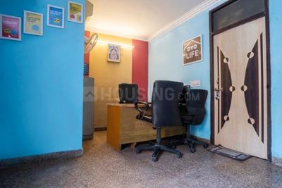 Bedroom Image of Oyo Life Del2250 in Garhi
