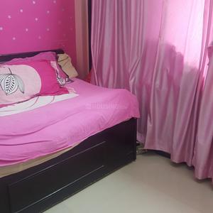 Gallery Cover Image of 575 Sq.ft 1 BHK Apartment for buy in Kandivali West for 11000000
