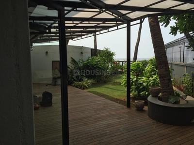 Gallery Cover Image of 1500 Sq.ft 3 BHK Independent Floor for buy in Juhu for 110000000