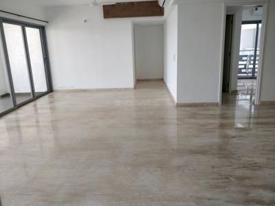 Gallery Cover Image of 1500 Sq.ft 4.5 BHK Apartment for rent in Radius Imperial Heights, Goregaon West for 120000