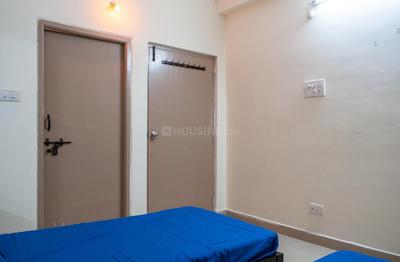 Gallery Cover Image of 1550 Sq.ft 3 BHK Apartment for rent in Manikonda for 25100