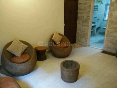 Gallery Cover Image of 625 Sq.ft 2 BHK Apartment for buy in Bandra West for 27500000