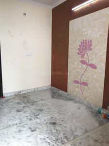 Gallery Cover Image of 500 Sq.ft 1 BHK Independent Floor for buy in Govindpuri for 1350000