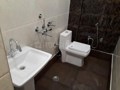 Gallery Cover Image of 990 Sq.ft 3 BHK Apartment for buy in Bharat Vihar for 3600000