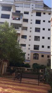 Gallery Cover Image of 1000 Sq.ft 2 BHK Apartment for buy in College Road for 6000000