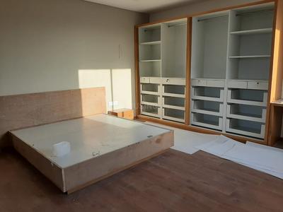 Gallery Cover Image of 265 Sq.ft 3 BHK Apartment for buy in Sola Village for 13600000
