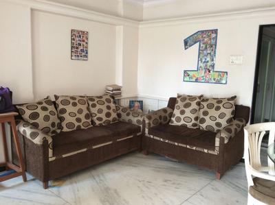 Gallery Cover Image of 550 Sq.ft 1 BHK Apartment for buy in Byculla for 16000000