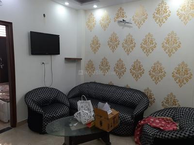 Gallery Cover Image of 650 Sq.ft 2 BHK Independent Floor for rent in Dwarka Mor for 16000