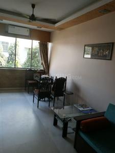 Gallery Cover Image of 590 Sq.ft 1 BHK Apartment for buy in Davlat Shreen Apartment, Colaba for 24000000