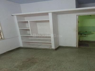 Gallery Cover Image of 750 Sq.ft 2 BHK Apartment for buy in T Nagar for 8000000