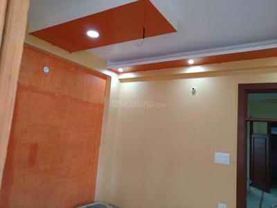 Gallery Cover Image of 1300 Sq.ft 3 BHK Independent Floor for buy in Govindpuram for 2790000