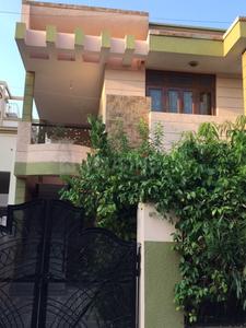 Gallery Cover Image of 1600 Sq.ft 3 BHK Independent Floor for rent in Habib Ganj for 23000