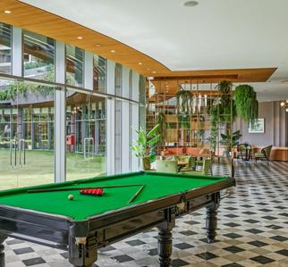 5 BHK Flat