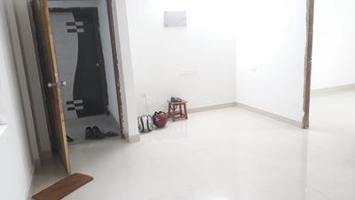 Gallery Cover Image of 1050 Sq.ft 3 BHK Apartment for rent in Birati for 13000
