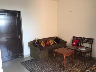 Gallery Cover Image of 1250 Sq.ft 2 BHK Apartment for rent in Sector 81A for 16000