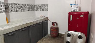 Gallery Cover Image of 750 Sq.ft 1 BHK Apartment for rent in Koregaon Park for 24000
