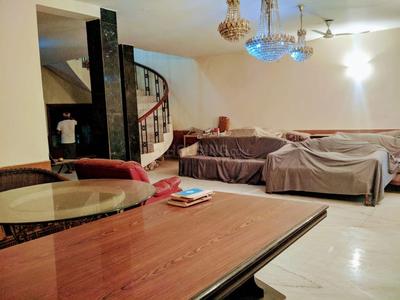 Gallery Cover Image of 5000 Sq.ft 4 BHK Independent House for buy in Sector 55 for 30000000
