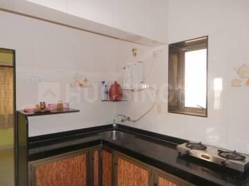 Gallery Cover Image of 650 Sq.ft 1 BHK Apartment for buy in shiv bhavan apartment, Borivali East for 10000000