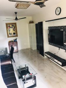 Gallery Cover Image of 750 Sq.ft 2 BHK Apartment for buy in Kandivali West for 17000000