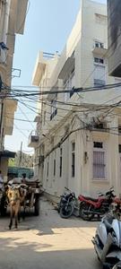 Gallery Cover Image of 900 Sq.ft 7 BHK Independent House for buy in Katra Ahluwalia for 7000000