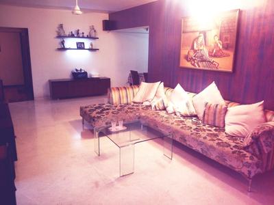 Gallery Cover Image of 1500 Sq.ft 3 BHK Apartment for buy in Santacruz West for 75000000