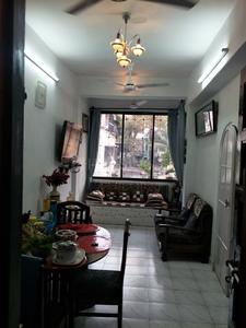Gallery Cover Image of 500 Sq.ft 1 BHK Independent Floor for buy in Bandra West for 8500000
