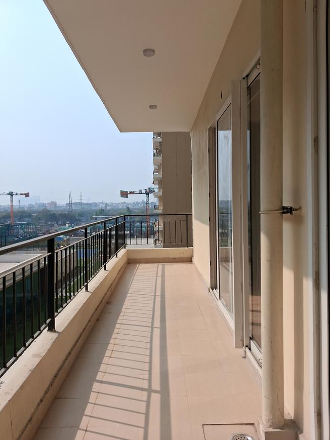 Amrapali Crystal Homes Phase 1 - Image 7