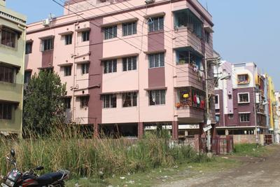Gallery Cover Image of 800 Sq.ft 2 BHK Independent Floor for buy in Nayabad for 2200000