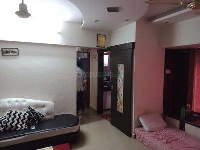 Gallery Cover Image of 615 Sq.ft 1 BHK Apartment for buy in Kandivali East for 8200000