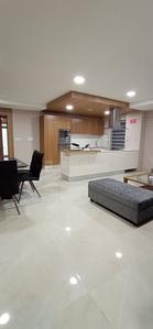 Gallery Cover Image of 1280 Sq.ft 3 BHK Apartment for buy in Malad West for 28000000
