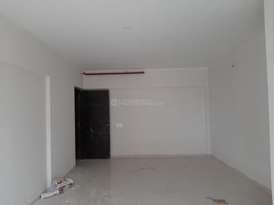 Gallery Cover Image of 980 Sq.ft 2 BHK Apartment for buy in Malad West for 17900000