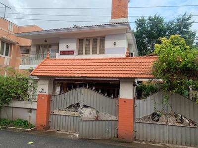 Gallery Cover Image of 4000 Sq.ft 5 BHK Independent House for buy in Ramapuram for 33000000