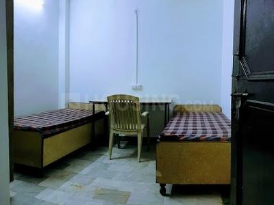 Bedroom Image of Sai Cottage PG in Shakarpur Khas