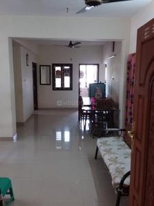 Gallery Cover Image of 910 Sq.ft 2 BHK Apartment for buy in Thillai Nagar for 4500000