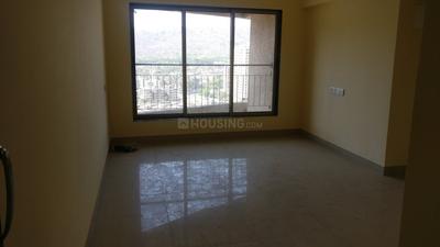 Gallery Cover Image of 570 Sq.ft 1 BHK Apartment for buy in Thane West for 7500000