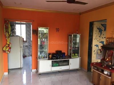 Gallery Cover Image of 400 Sq.ft 1 BHK Independent Floor for buy in Malad West for 2750000
