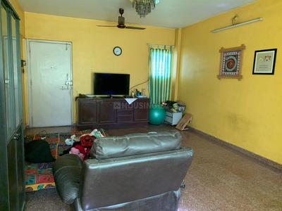 Gallery Cover Image of 860 Sq.ft 2 BHK Apartment for buy in Borivali West for 15500000