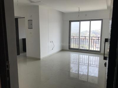 Gallery Cover Image of 1071 Sq.ft 2 BHK Apartment for buy in Malad East for 13000000