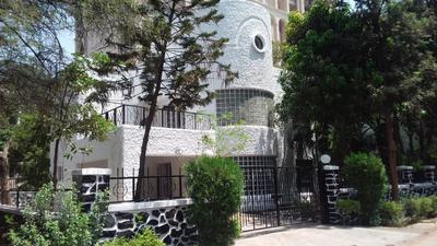 Gallery Cover Image of 4304 Sq.ft 3 BHK Independent House for buy in Ghorpadi for 90000000