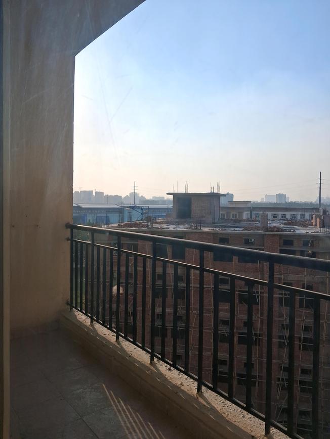 Paramount Floraville - Image 17