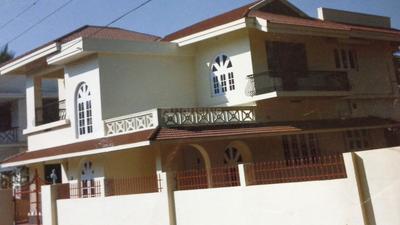 Gallery Cover Image of 1000 Sq.ft 2 BHK Independent Floor for rent in Olavakode for 10000