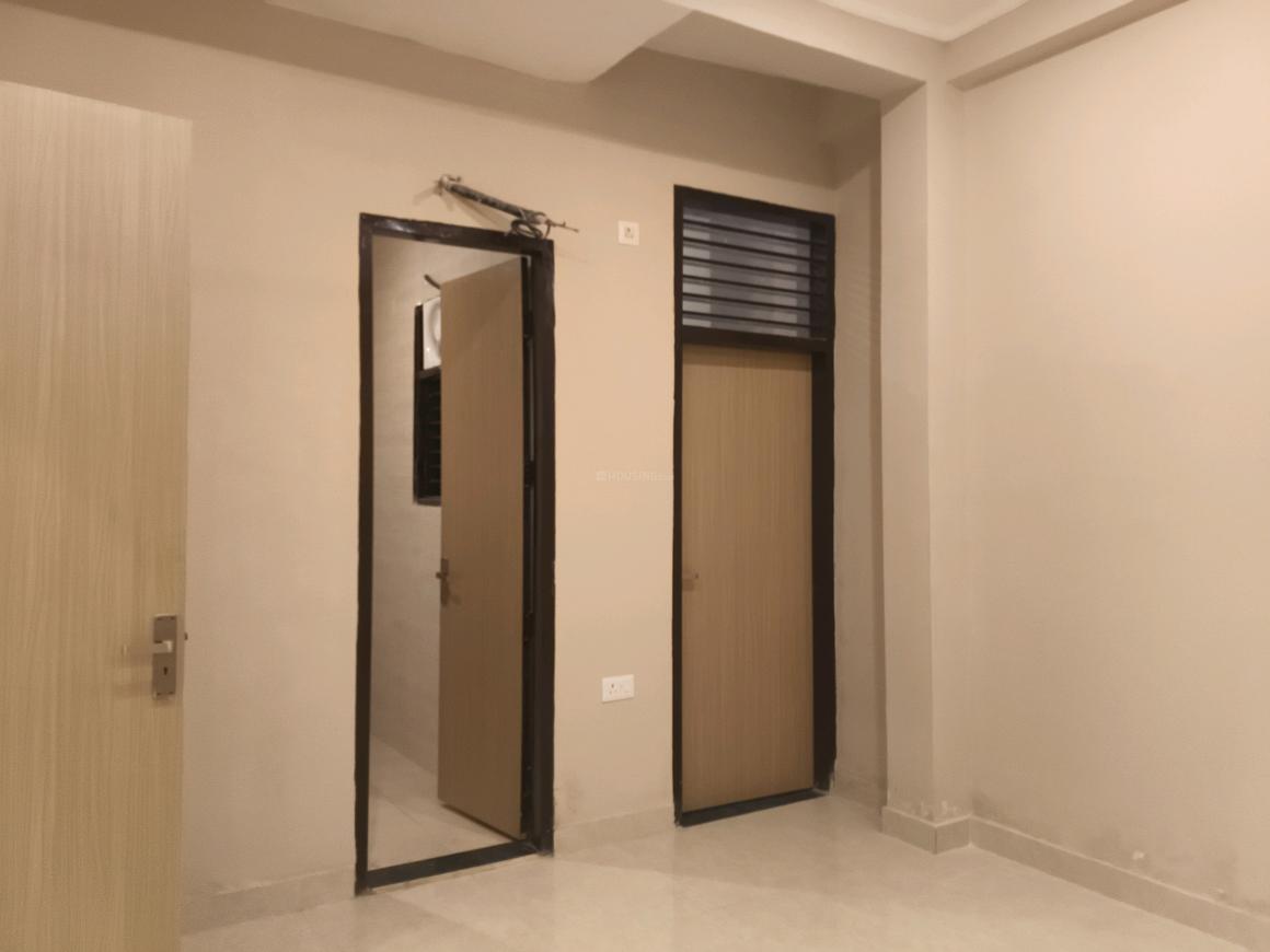 Kingson Green Villa 2 - Image 5