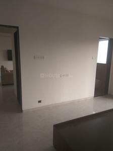 Gallery Cover Image of 716 Sq.ft 2 BHK Apartment for buy in Vile Parle East for 24640000