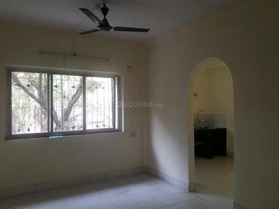 Gallery Cover Image of 810 Sq.ft 2 BHK Apartment for buy in Goregaon East for 15500000