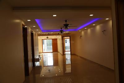 4 BHK इंडिपेंडेंट बिल्डर फ्लोर