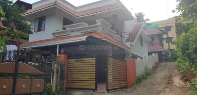 Gallery Cover Image of 2200 Sq.ft 4 BHK Independent House for buy in Ulloor for 8300000