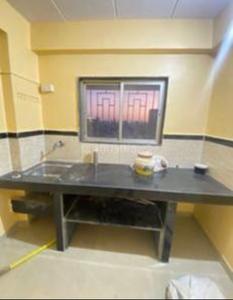 BHK Flat for rent in Sion, Central Mumbai Suburbs 330 Sqft